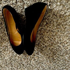 Mysoft Navy Blue Velvet wedges.